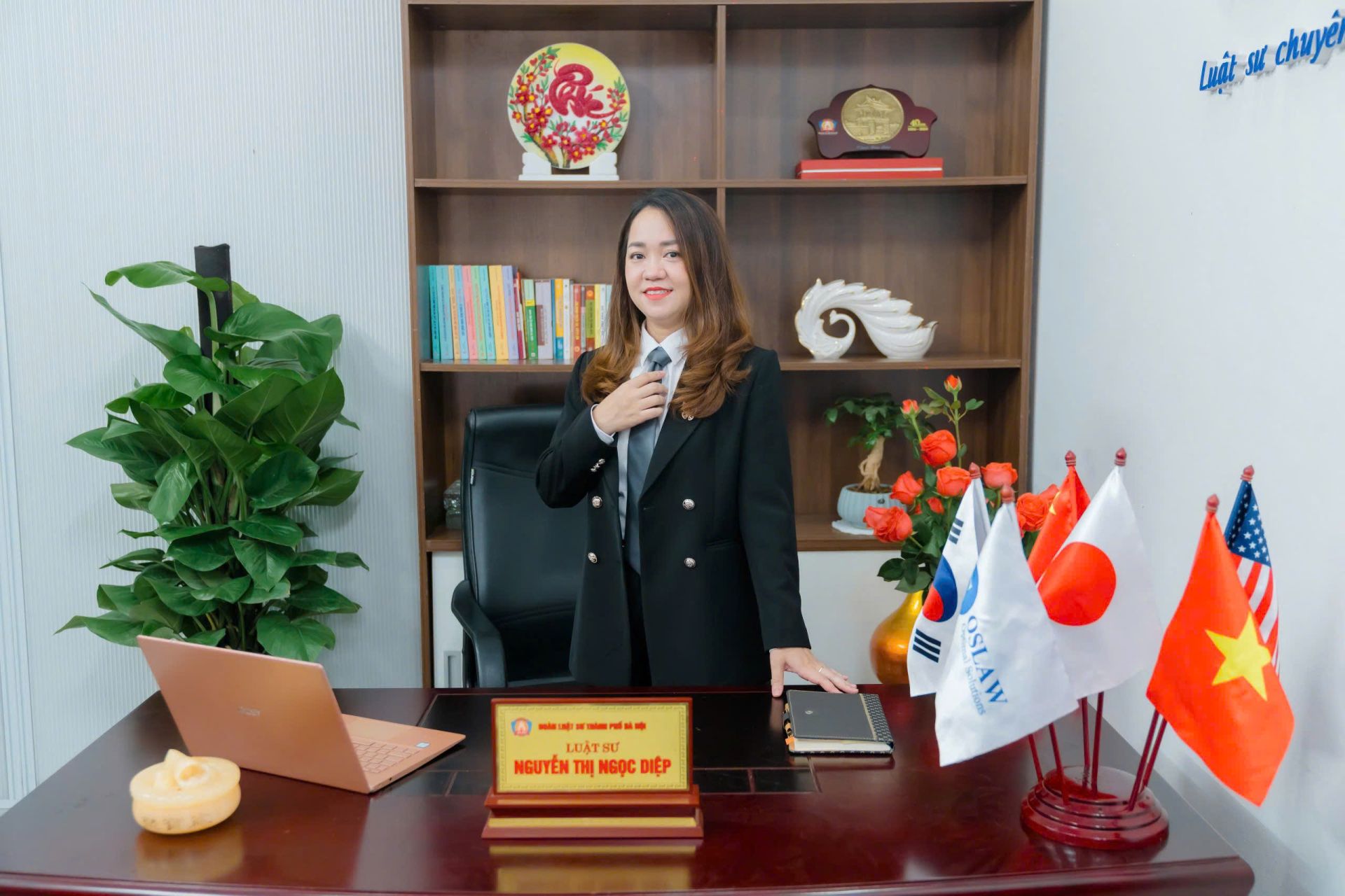 Tin Tức