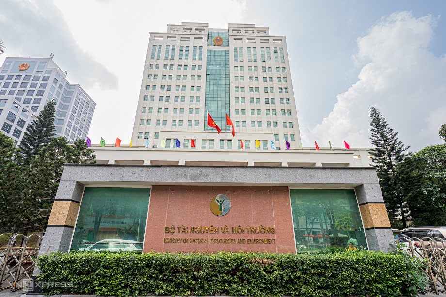 Tin Tức
