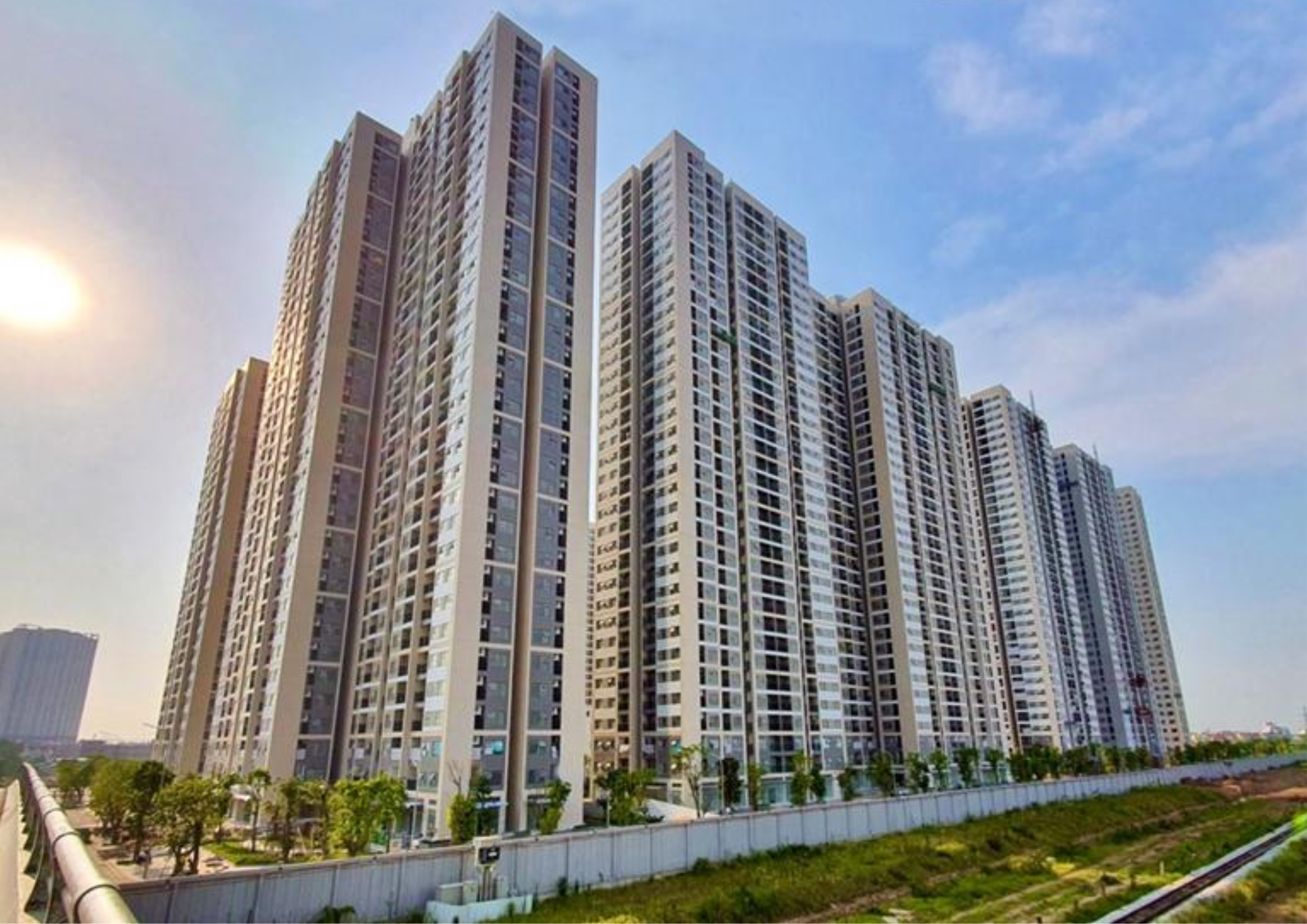 Tin Tức